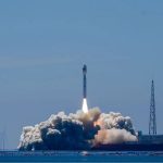 Roket pengangkut Jielong-3 Y12 lepas landas dari perairan lepas pantai Kota Haiyang, Provinsi Shandong, China timur, pada 5 Agustus 2026. Roket tersebut membawa satelit hiperspektral kembar Oriental Smart Eye (OSE), yakni Hyperspectral-01 dan Hyperspectral-02, ke orbit yang telah ditentukan. Satelit OSE Hyperspectral-01, yang diberi nama "Lampung-1" oleh pihak Indonesia, merupakan hasil kerja sama sejumlah institusi dari China dan Indonesia. (Xinhua/Song Xiongye)